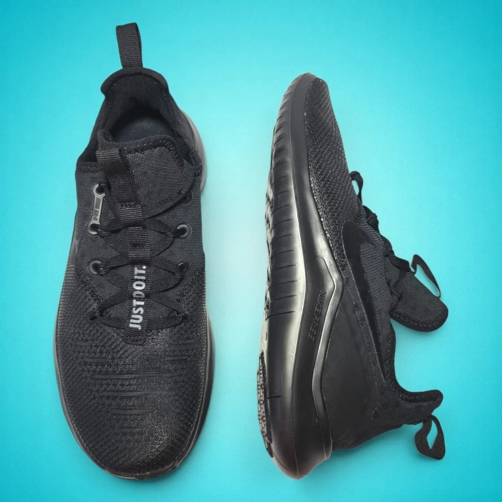 New Women's Nike Free‎ TR 8 Triple Black Shoes, Size 7